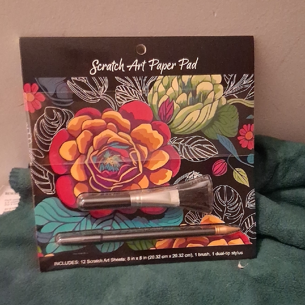 Scratch Art Paper Pad with Stylus - Multicolor - Picture 3 of 4
